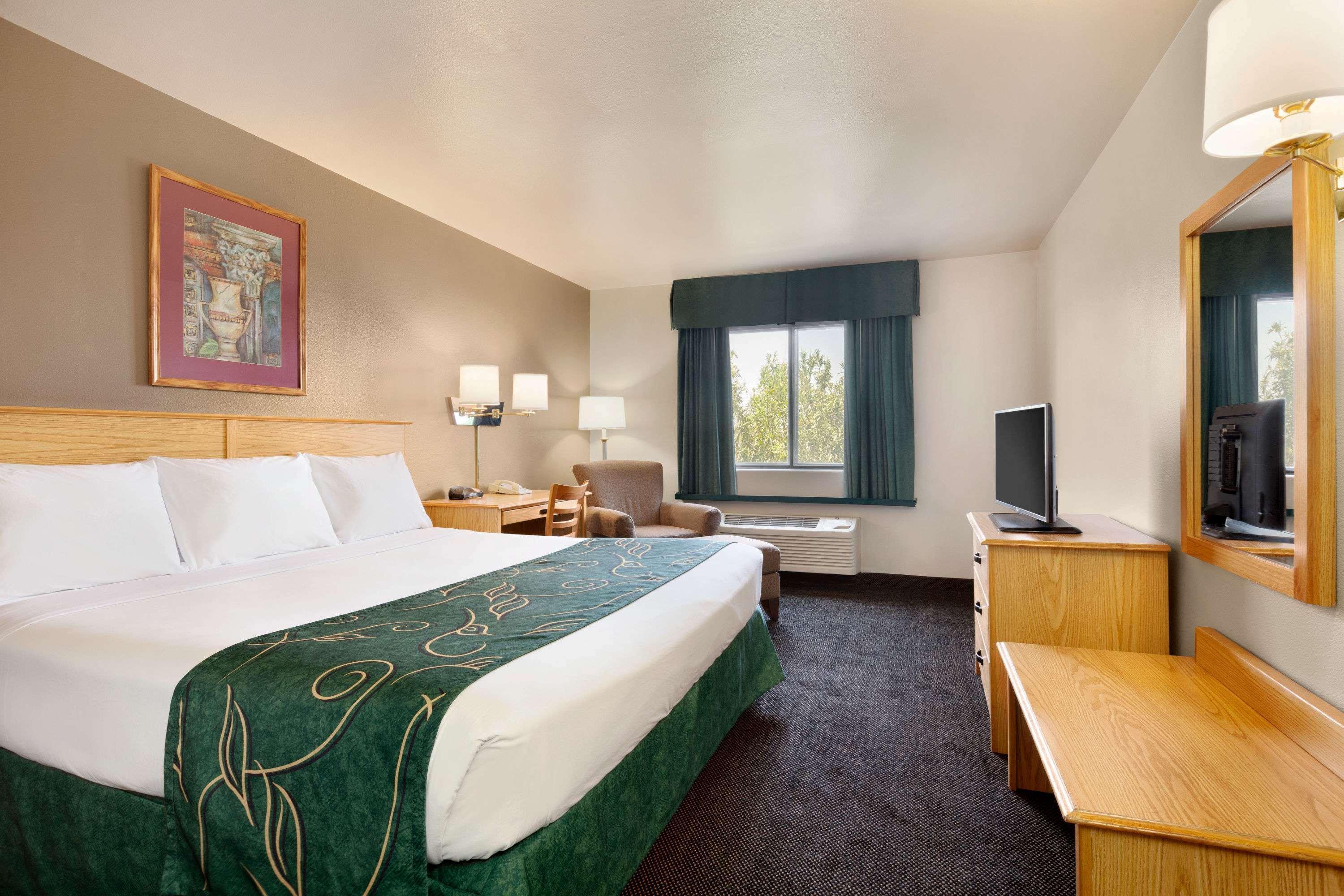 Travelodge By Wyndham Yermo Dış mekan fotoğraf